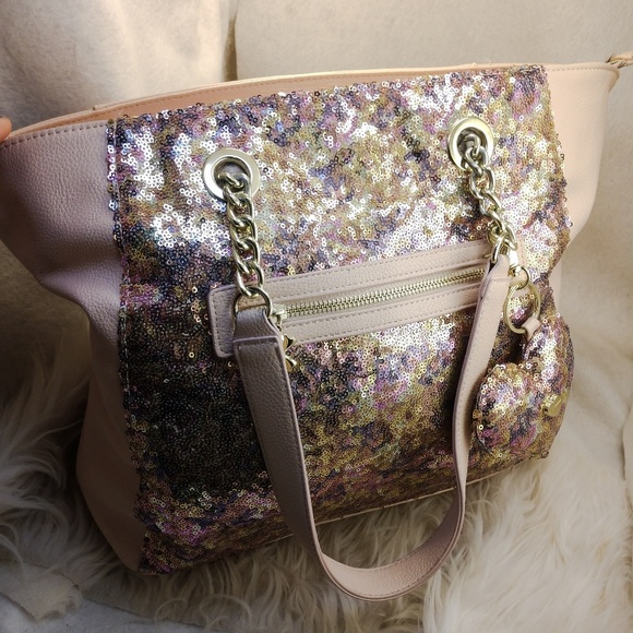 Betsey Johnson Handbags - Large Authentic Betsey Johnson purse handbag